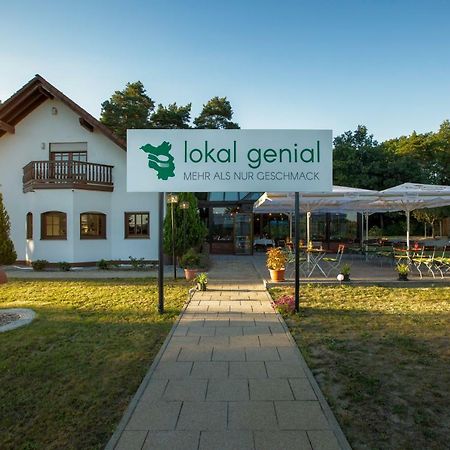 Lokal Genial Pension & Restaurant Белиц Экстерьер фото