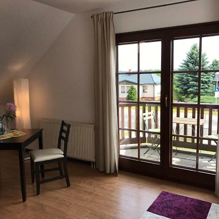 Lokal Genial Pension & Restaurant Белиц Экстерьер фото